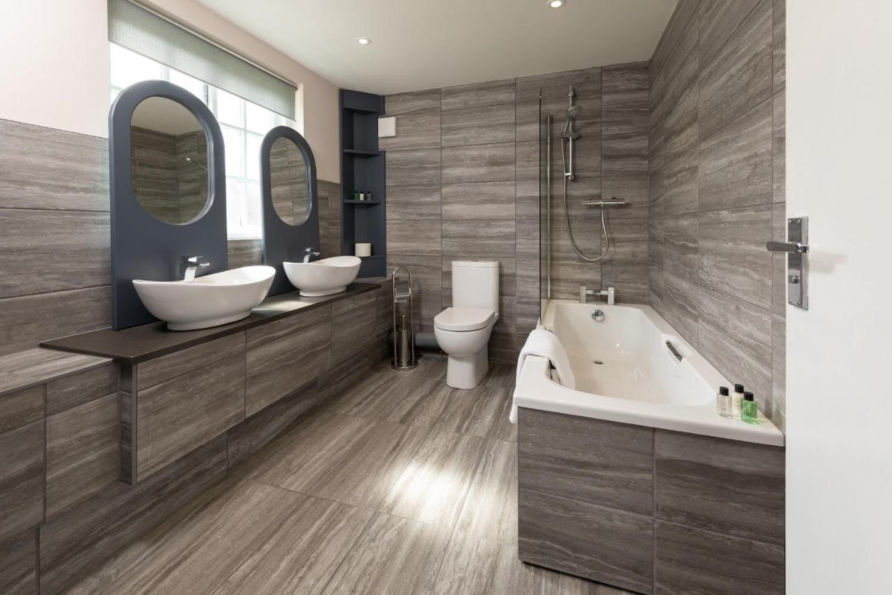 The Stable Suite At York Racecourse Eksteriør bilde