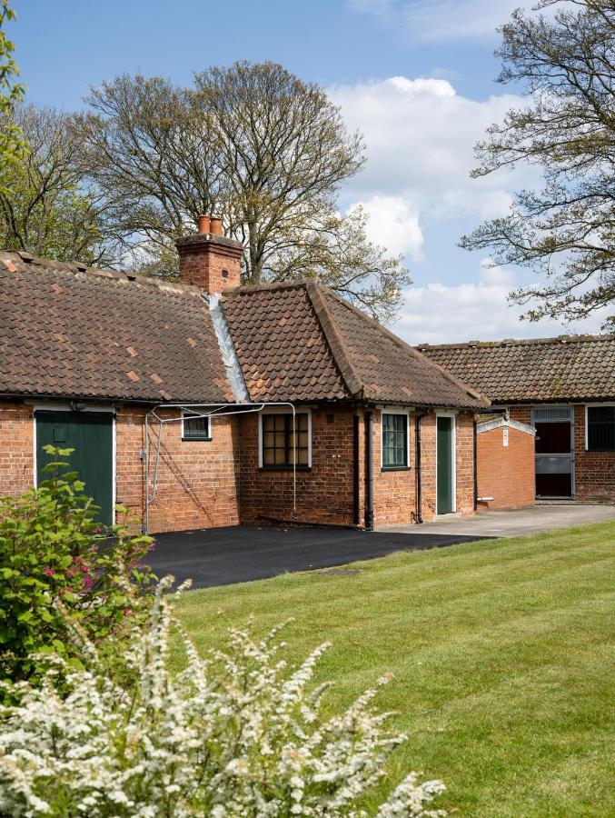 The Stable Suite At York Racecourse Eksteriør bilde