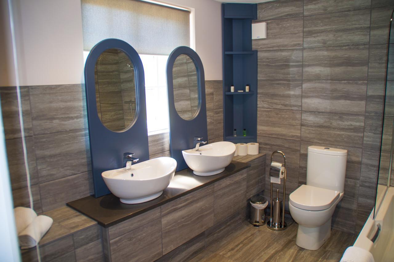 The Stable Suite At York Racecourse Eksteriør bilde