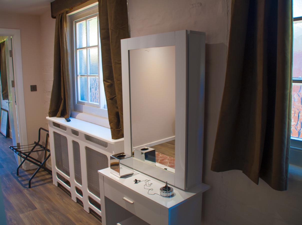 The Stable Suite At York Racecourse Eksteriør bilde